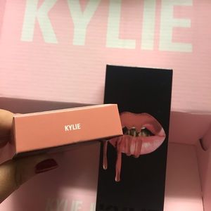 Kylie lip kit